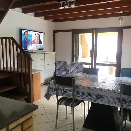 Linda Casa Com Piscina Em Bombinhas, Espaco Inteiro Dış mekan fotoğraf