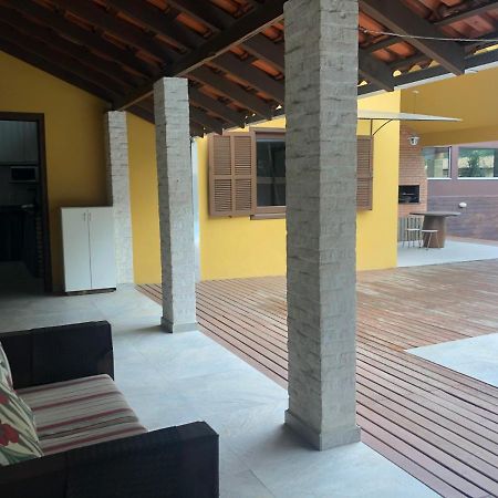 Linda Casa Com Piscina Em Bombinhas, Espaco Inteiro Dış mekan fotoğraf
