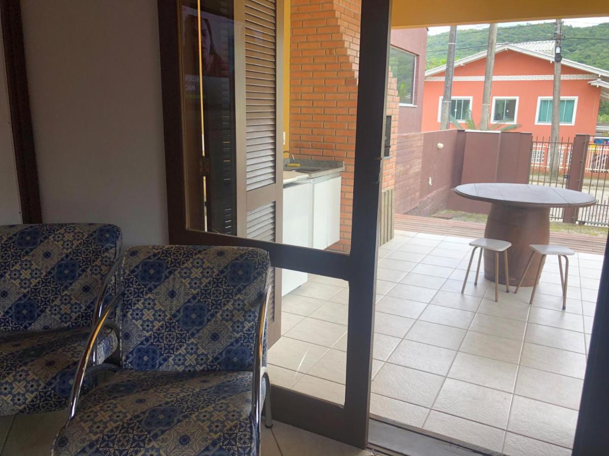 Linda Casa Com Piscina Em Bombinhas, Espaco Inteiro Dış mekan fotoğraf